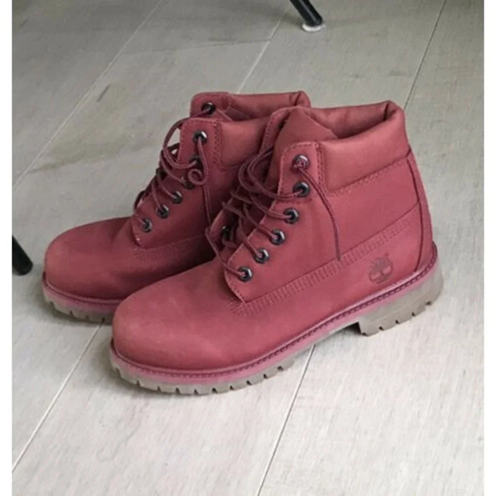 TIMBERLAND 6IN WATERPROOF BOOT BURGUNDY NUBUCK leather 2.5 big girls Rts$130